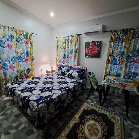 Bed and Breakfast Tropical Almond Haven Suva Exteriér fotografie